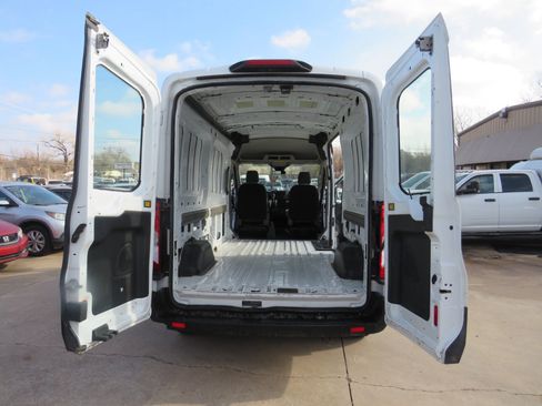 Used 2019 Ford Transit 250 148 Medium Roof image 25