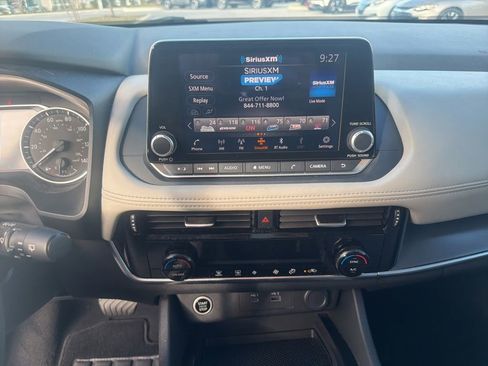 Certified 2022 Nissan Rogue SV image 34