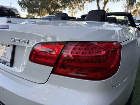 Used 2013 BMW 335i Convertible image 15