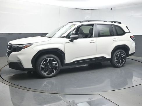 New 2026 Subaru Forester Touring AWD/4WD image 4