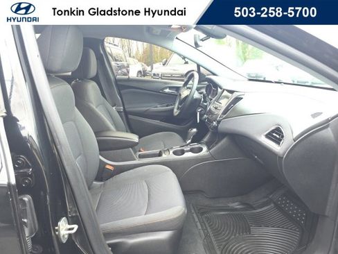 Used 2019 Chevrolet Cruze LS w/ LS Convenience Package image 20