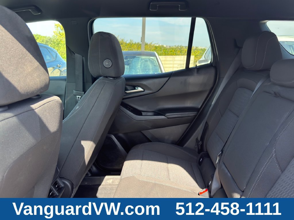 Used 2026 Chevrolet Equinox LT AWD/4WD image 30