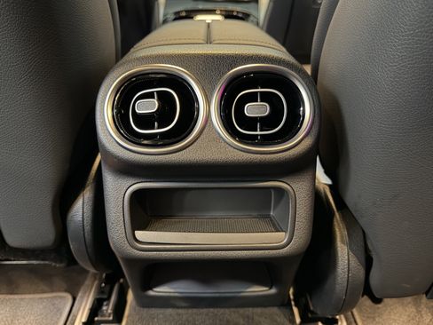 Certified 2025 Mercedes-Benz GLC 350e 4MATIC image 39