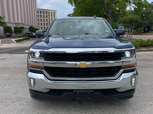 Used 2017 Chevrolet Silverado 1500 LT w/ Texas Edition image 9