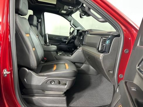 Used 2024 GMC Sierra 2500 AT4 w/ AT4 Premium Plus Package image 28