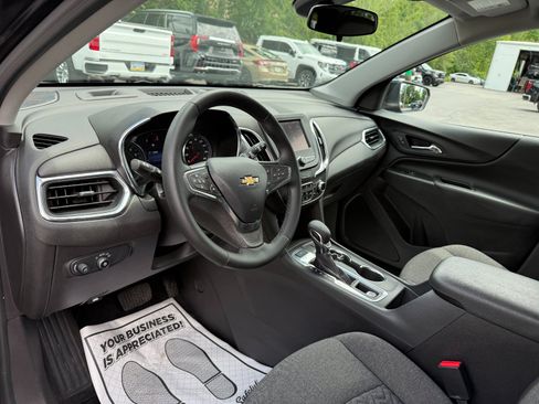 Used 2024 Chevrolet Equinox LT AWD/4WD image 13