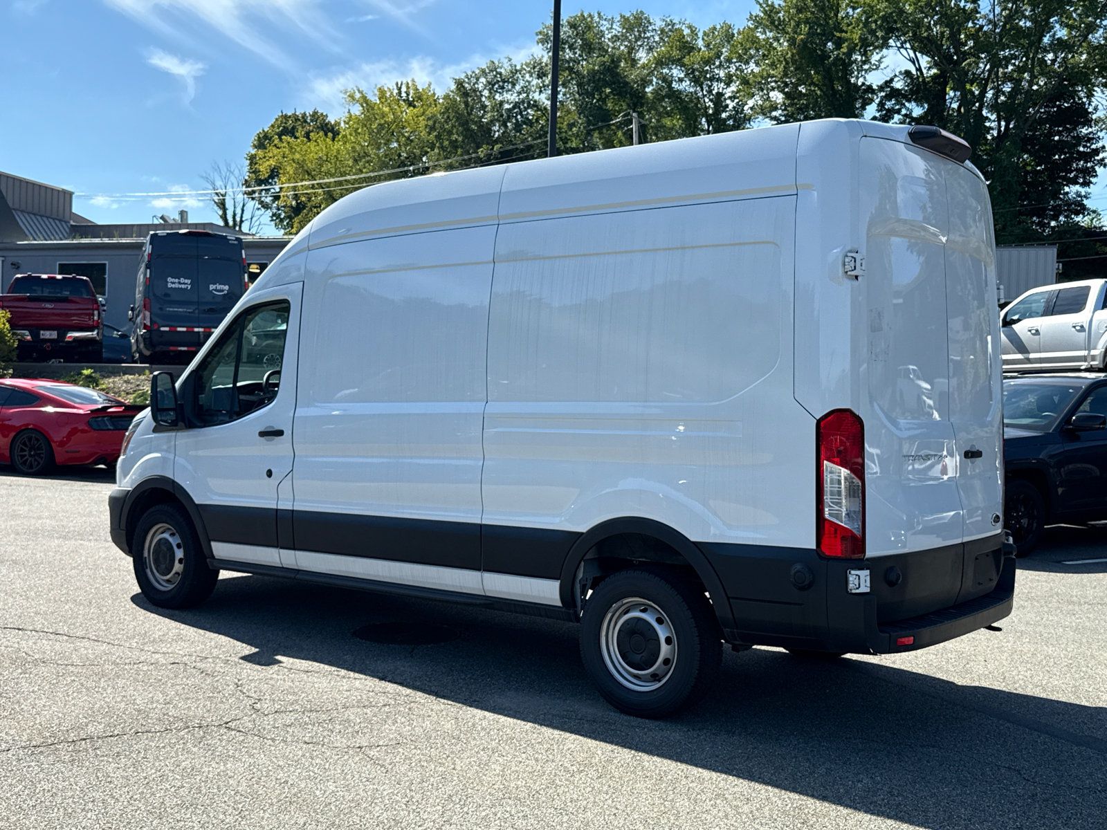 Used 2024 Ford Transit 250 148 High Roof RWD image 6