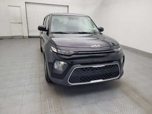 Used 2022 Kia Soul LX w/ Technology Package FWD image 14