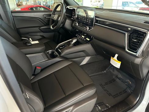 New 2026 GMC Canyon Elevation w/ Convenience Package image 14