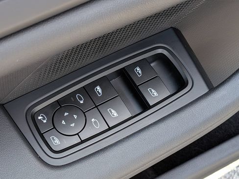 Certified 2023 Porsche Taycan RWD image 24