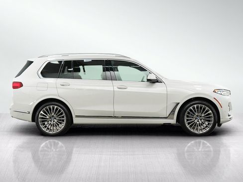 Used 2022 BMW X7 xDrive40i w/ Executive Package AWD/4WD image 6