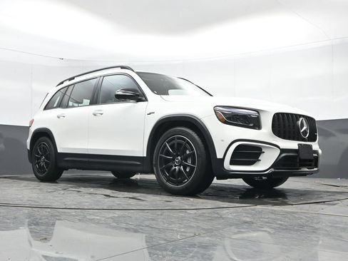 Used 2025 Mercedes-Benz GLB 35 AMG 4MATIC image 46