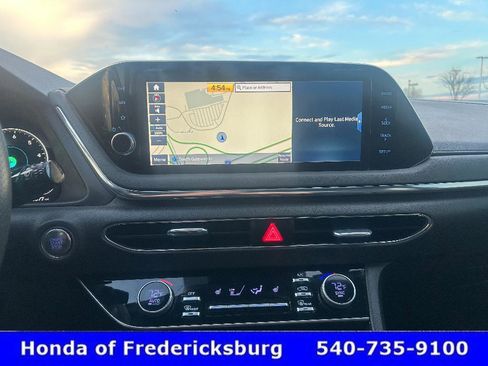 Used 2021 Hyundai Sonata SEL Plus w/ Tech Package image 21