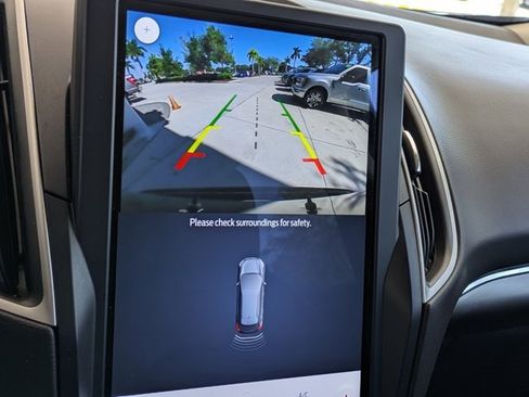 Certified 2022 Ford Edge SEL w/ Convenience Package image 27