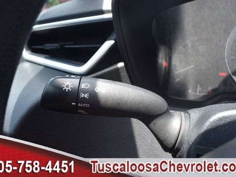 Used 2022 Toyota Corolla LE FWD image 28