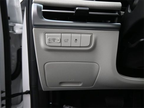 New 2026 Hyundai Tucson SEL image 17