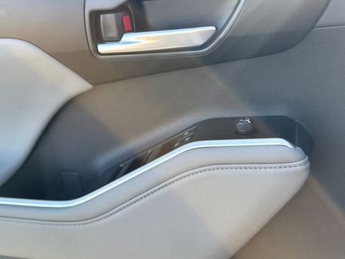 New 2026 Toyota Highlander XLE image 20