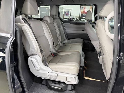 Used 2019 Honda Odyssey Touring image 13