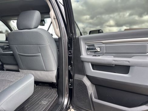 Used 2018 RAM 2500 Big Horn image 10