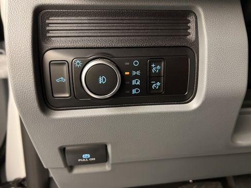 New 2026 Ford F350 XL w/ XL Chrome Package image 19