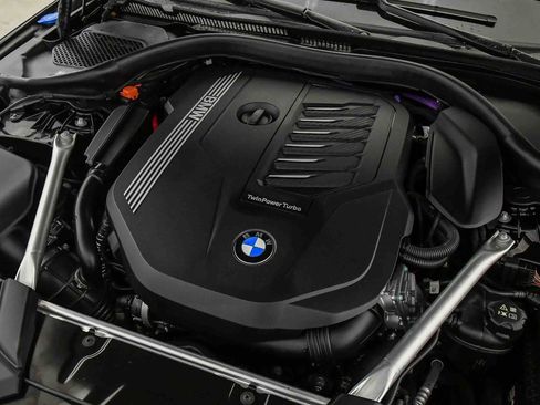 Certified 2023 BMW 540i xDrive w/ Executive Package image 31