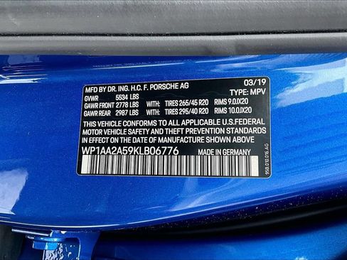 Used 2019 Porsche Macan AWD/4WD image 19