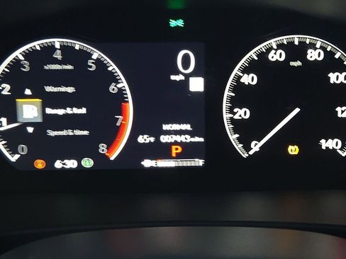 Used 2025 Honda Pilot EX-L image 16