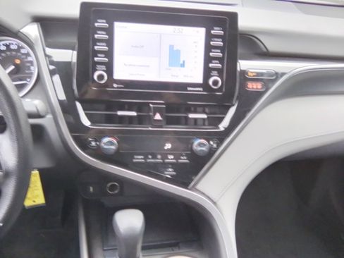 Used 2023 Toyota Camry LE image 10