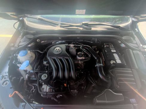Used 2012 Volkswagen Jetta Sedan FWD image 11