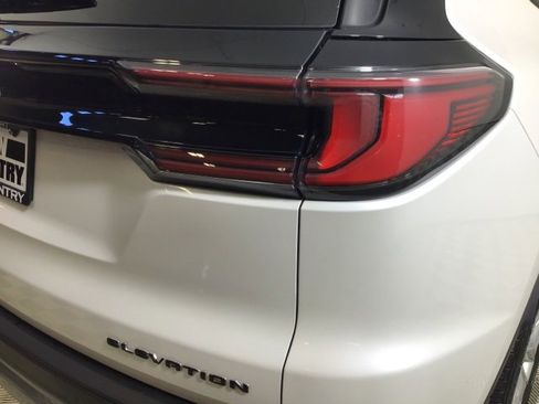 Used 2024 GMC Acadia Elevation w/ Luxury Package image 26