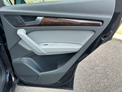 Used 2020 Audi Q5 2.0T Premium image 57