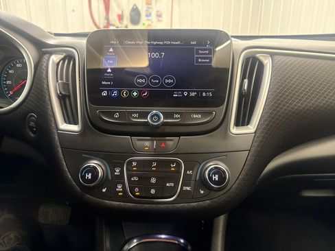 Used 2023 Chevrolet Malibu LT image 23