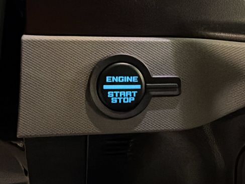 Used 2023 Ford Bronco Badlands AWD/4WD image 16