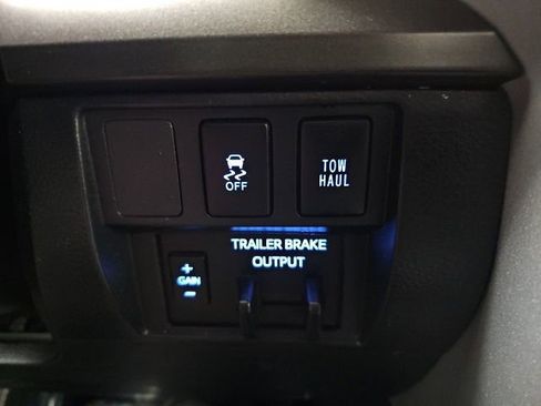 Used 2019 Toyota Tundra SR5 w/ SX Package image 22