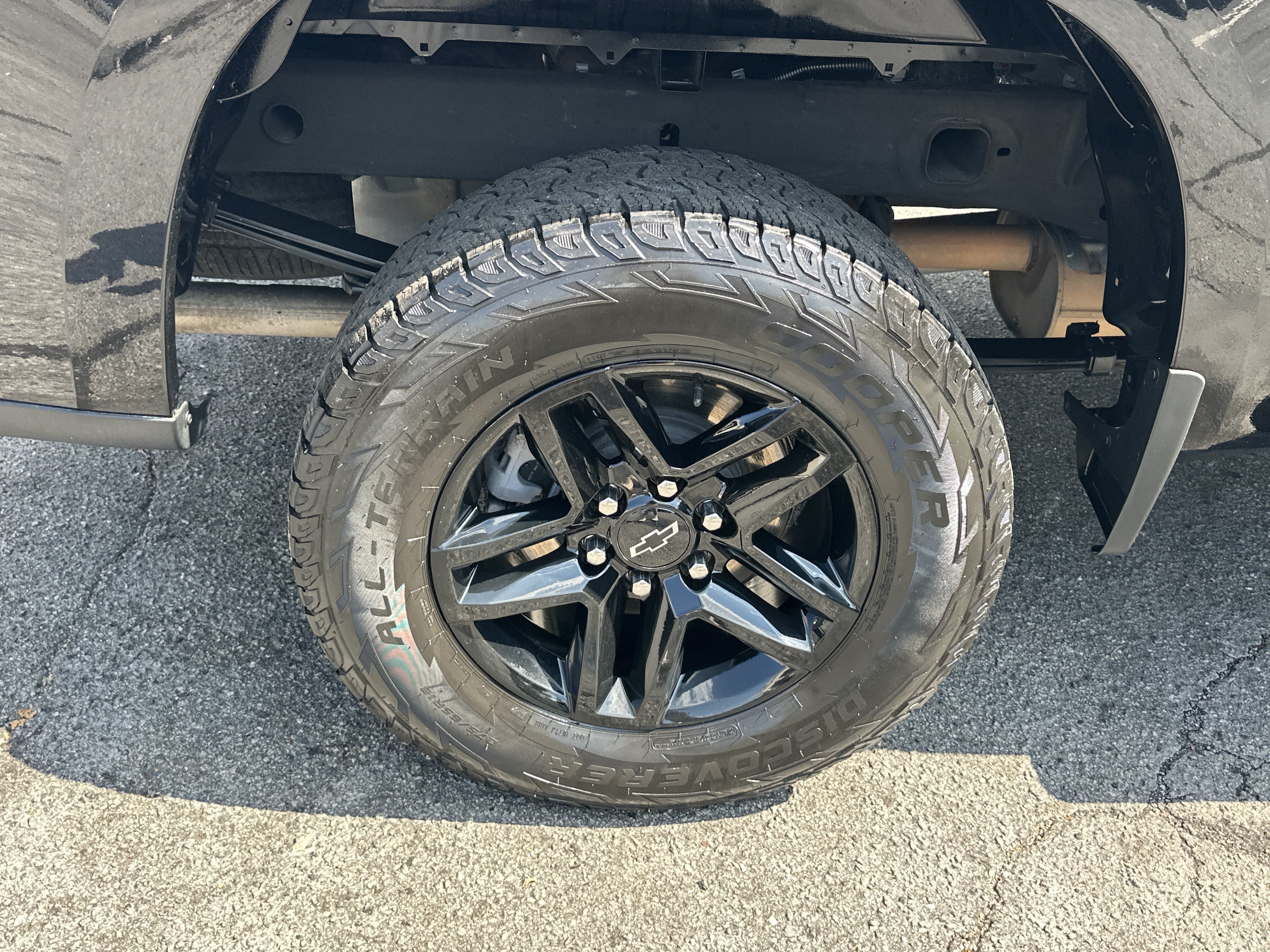 Used 2021 Chevrolet Silverado 1500 LT Trail Boss AWD/4WD image 18