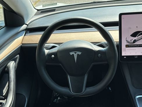 Used 2023 Tesla Model 3 Standard Range RWD image 24