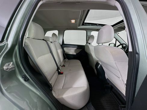 Used 2015 Subaru Forester 2.5i Premium AWD/4WD image 26