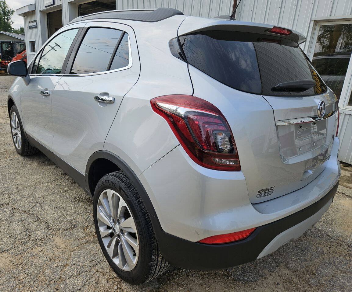 Used 2020 Buick Encore Preferred AWD/4WD image 11