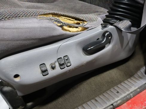 Used 1998 Dodge Ram 1500 Truck ST image 13