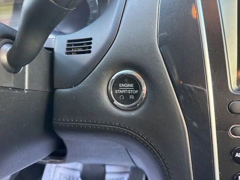 Used 2017 Ford Explorer Platinum image 21