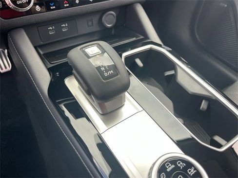 New 2025 Mitsubishi Outlander SEL image 23