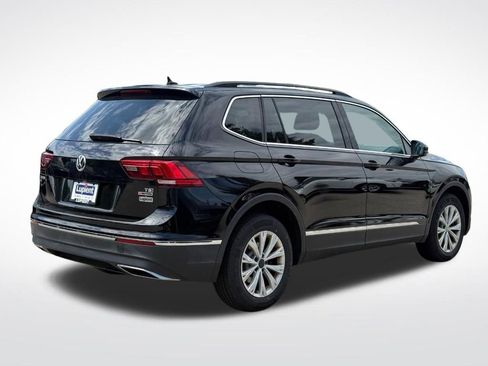 Used 2018 Volkswagen Tiguan SE AWD/4WD image 3