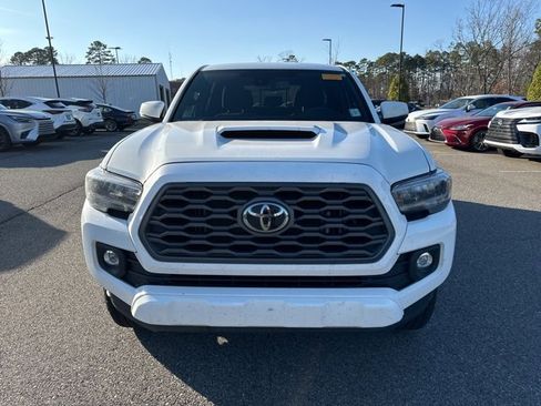 Used 2023 Toyota Tacoma TRD Sport image 3