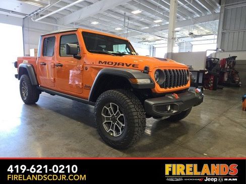 New 2025 Jeep Gladiator Mojave w/ Convenience Group image 1