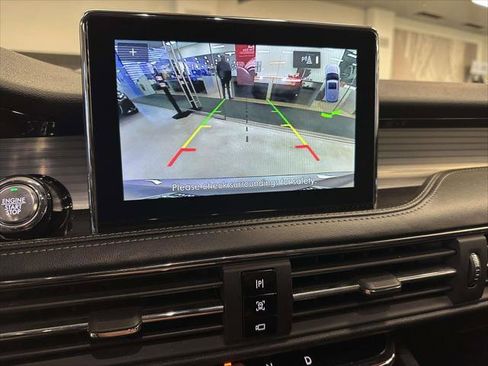 Used 2022 Lincoln Corsair Standard w/ Equipment Group 101A image 27