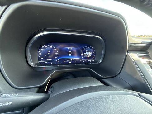 Certified 2024 Chevrolet Tahoe Z71 w/ Luxury Package AWD/4WD image 18