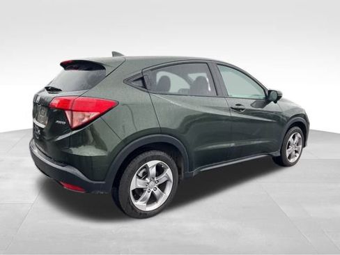 Used 2017 Honda HR-V EX image 8
