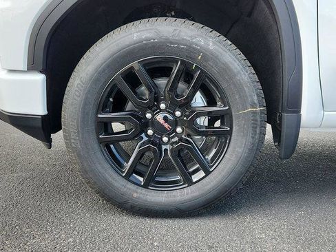 New 2026 GMC Sierra 1500 Elevation AWD/4WD image 13