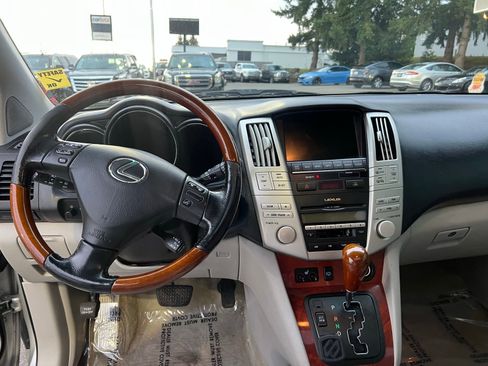 Used 2005 Lexus RX 330 AWD image 19