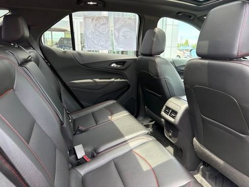 Used 2022 Chevrolet Equinox RS w/ RS Leather Package FWD image 36